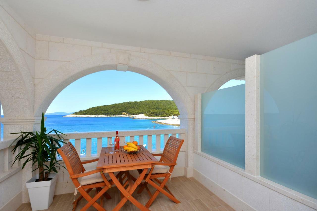 Villa Stonehouse Milna  Exteriér fotografie